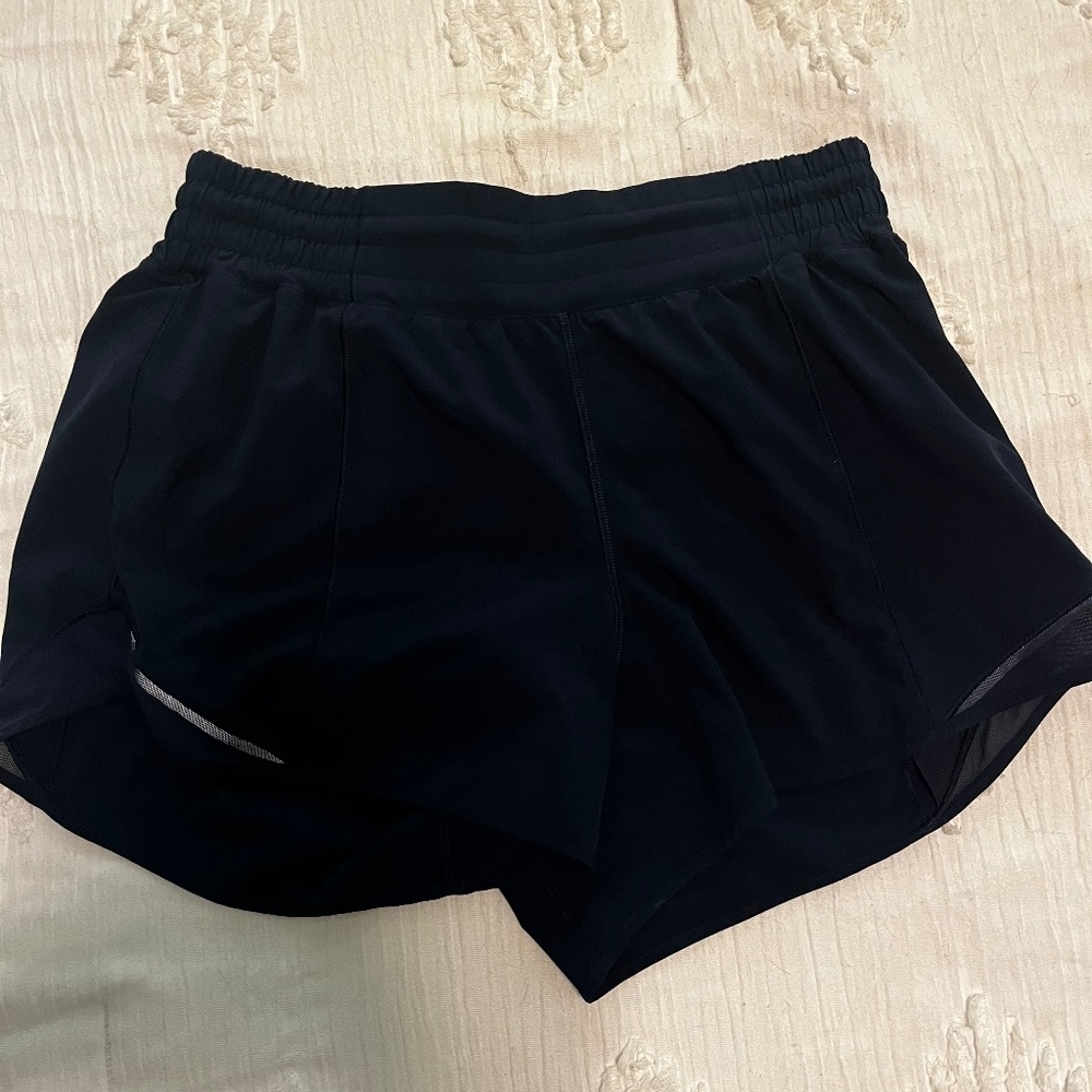 Lululemon hotty hot shorts high rise NAVY BLUE